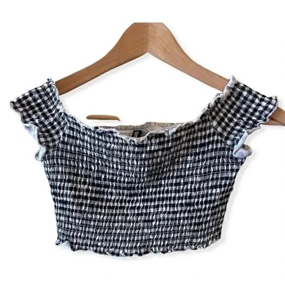 H& M Divided Ruffles and Frills Cropped Short Sleeves Womens Top S - Picture 1 of 4